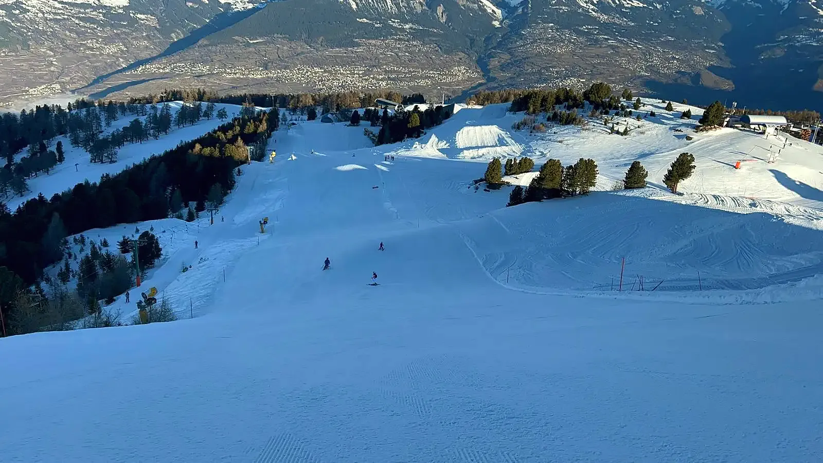 Ski slope above Les Collons